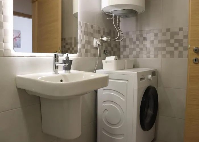 Enstay Апартаменти *